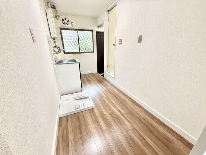 ハイネス香里の物件内観写真