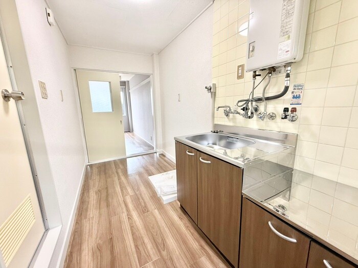 ハイネス香里の物件内観写真