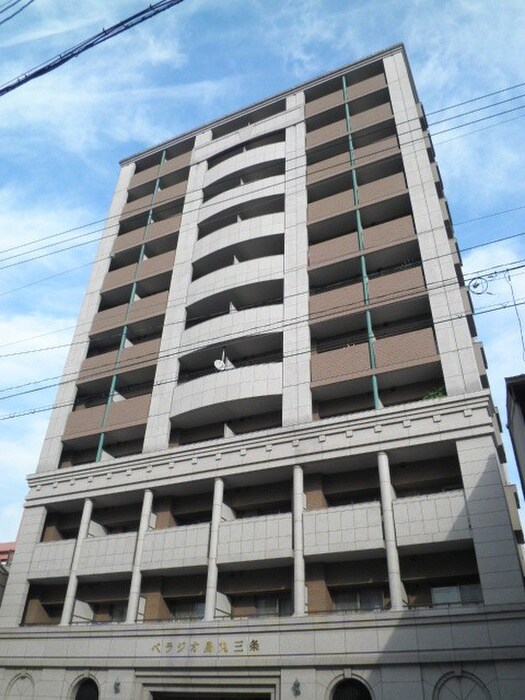 ベラジオ烏丸三条(403)の物件外観写真