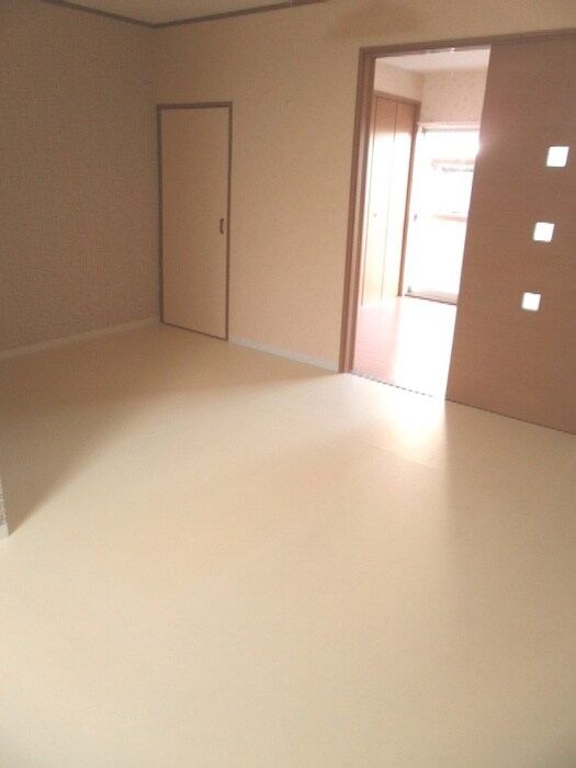 ＪＥＷＥＬ１番館の物件内観写真