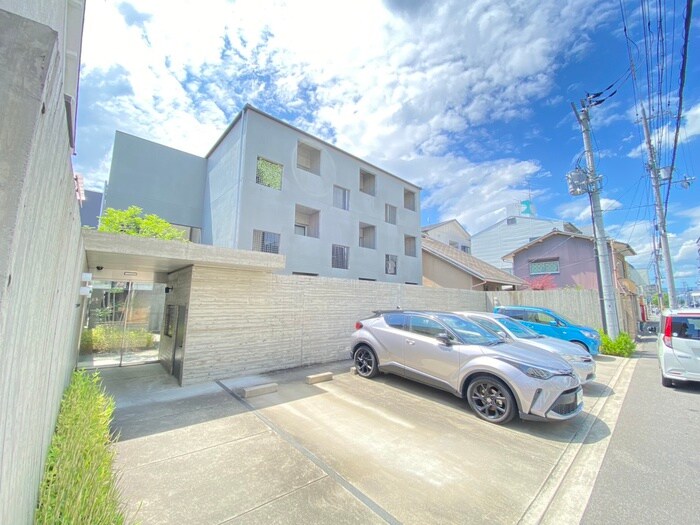 MONO COMODO WESTの物件外観写真