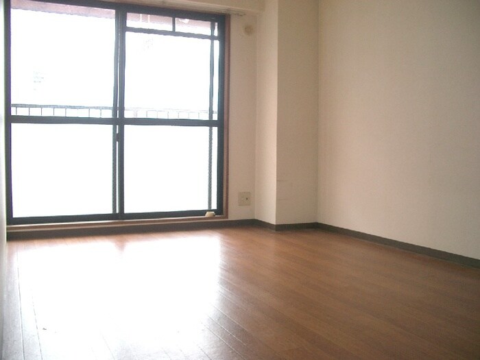 エコロＣＩＴＹ七松の物件内観写真