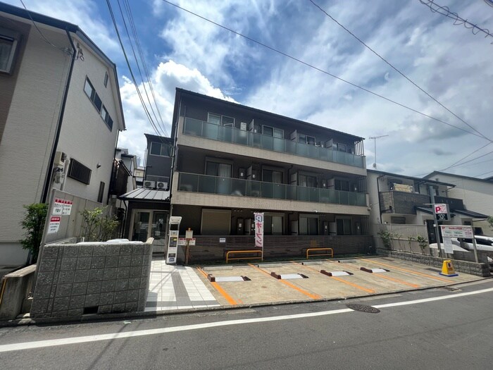 パレ五条清水の物件外観写真