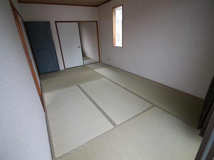 ハイツ・アビ－ロ－ドの物件内観写真