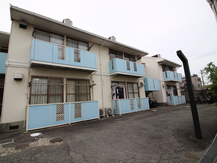 ハイツ・アビ－ロ－ドの物件外観写真