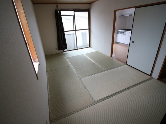 ハイツ・アビ－ロ－ドの物件内観写真