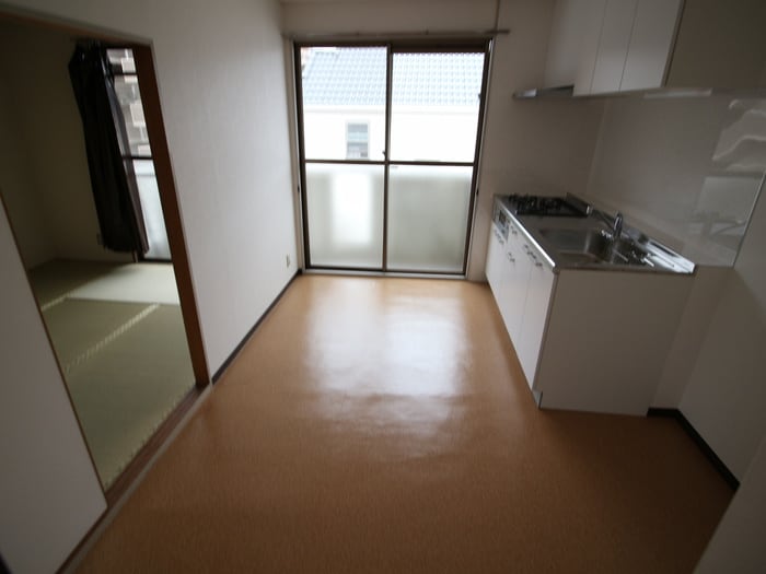 ハイツ・アビ－ロ－ドの物件内観写真