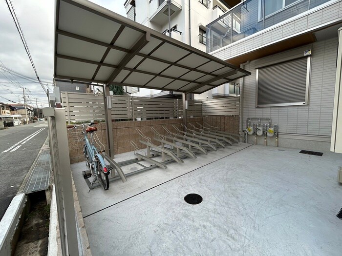 ヴィクトワール庄の物件外観写真