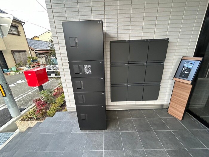 ヴィクトワール庄の物件外観写真