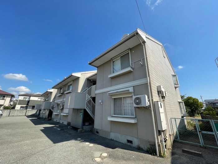 ハイツ・クレッシェンドの物件外観写真