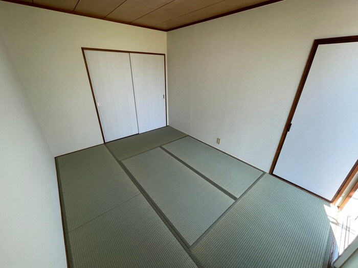 ハイツ・クレッシェンドの物件内観写真