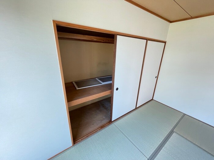 ハイツ・クレッシェンドの物件内観写真