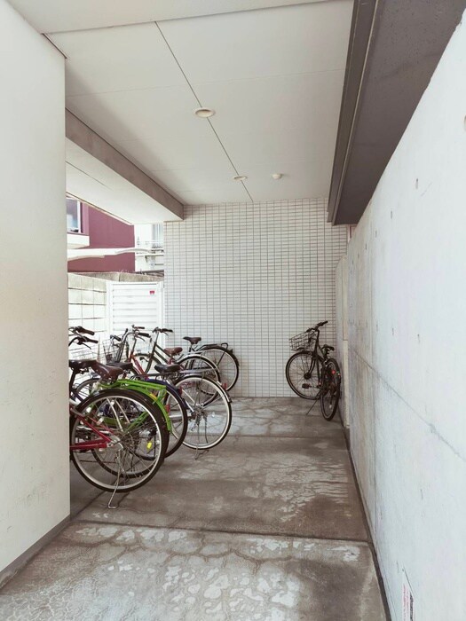 Ｍｓ　ＦＬＡＴⅡの物件外観写真