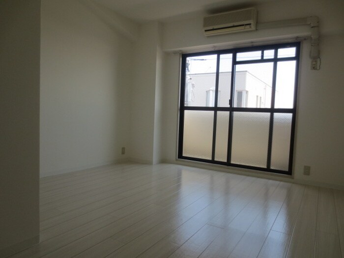 ト－シンクレ－ル塚口の物件内観写真