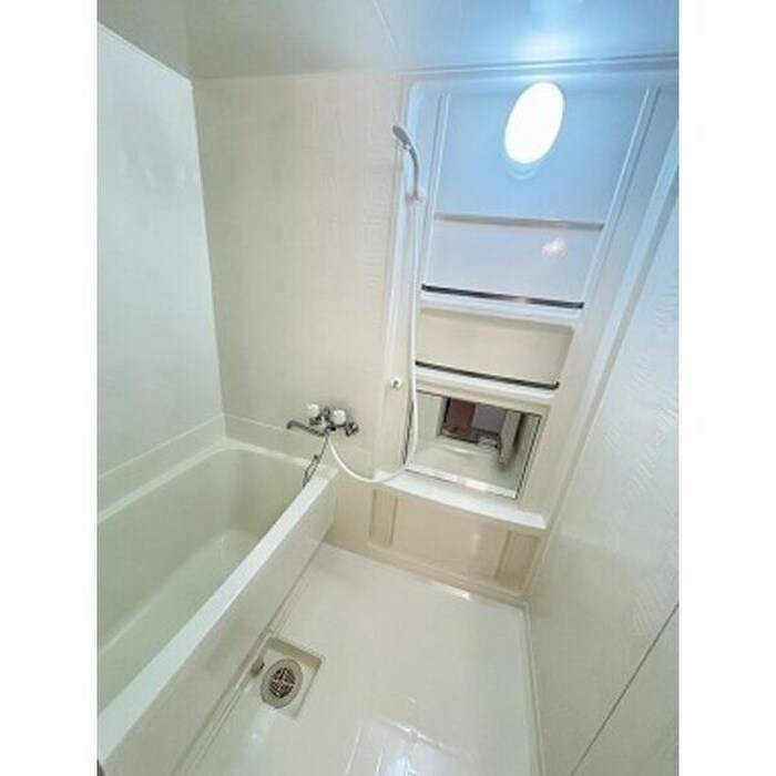 ファミリアル隆樹の物件内観写真