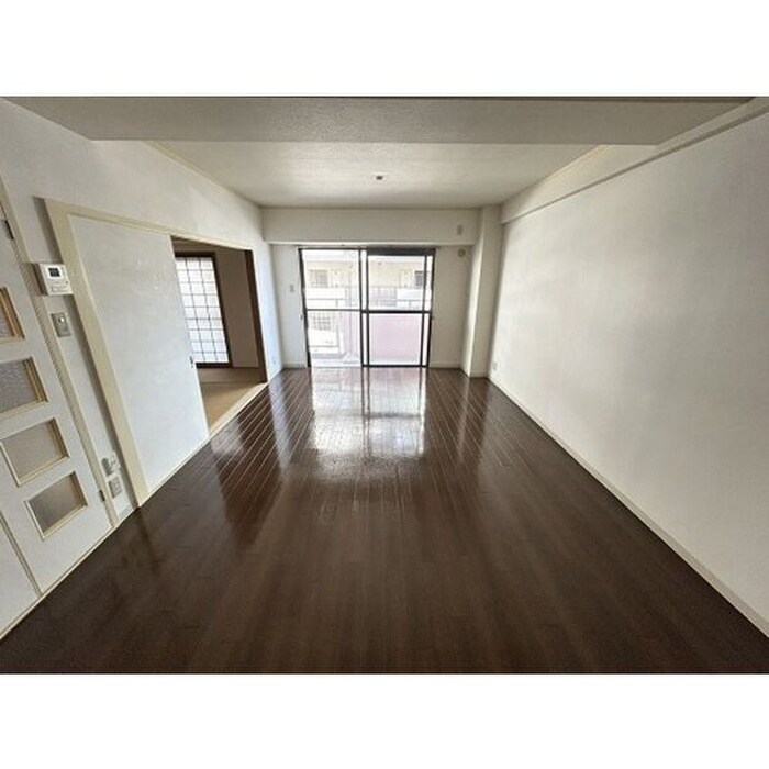 ファミリアル隆樹の物件内観写真