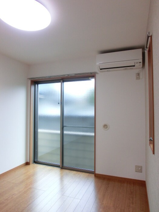 アム－ル　レオの物件内観写真