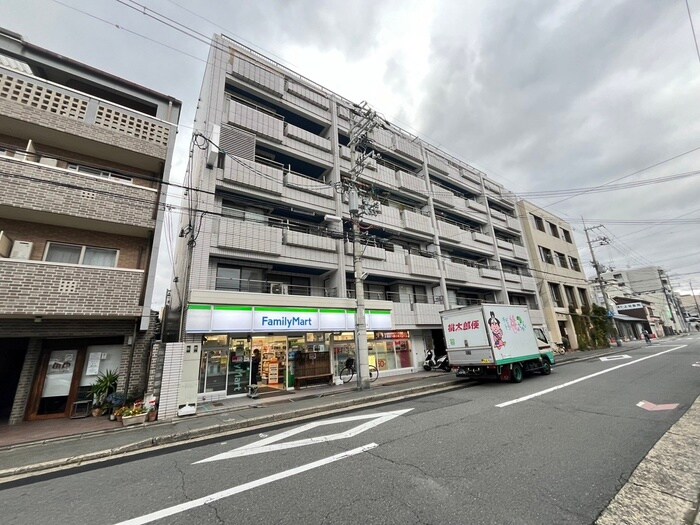 御所西ロイヤルプラザの物件外観写真