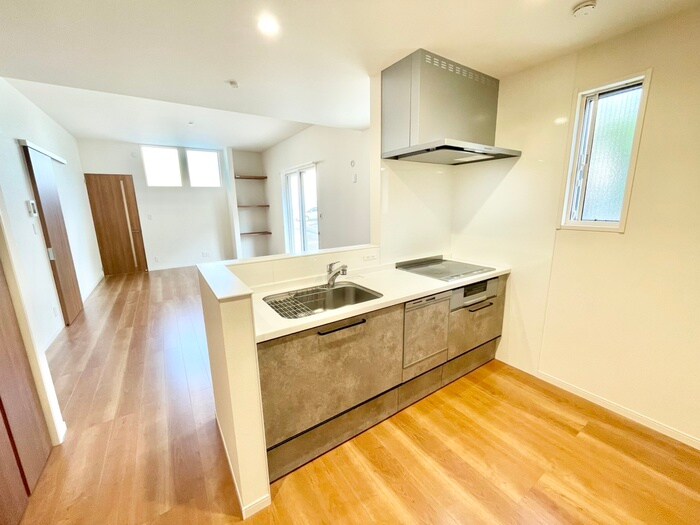 六躰町貸家の物件内観写真