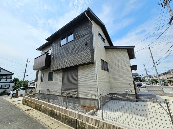 六躰町貸家の物件外観写真