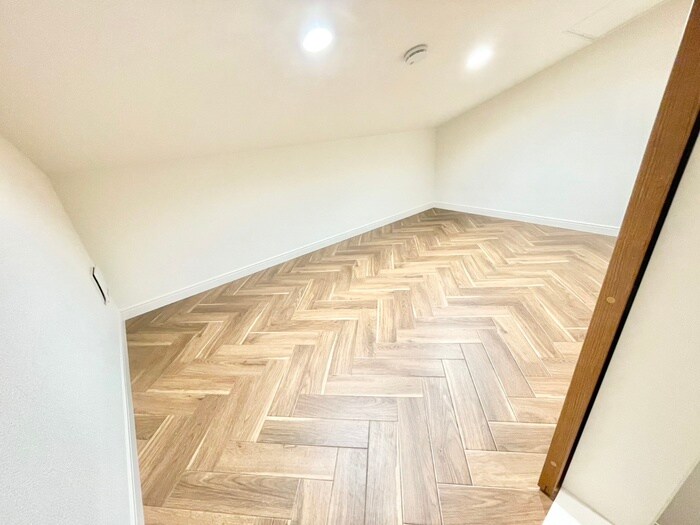 六躰町貸家の物件内観写真