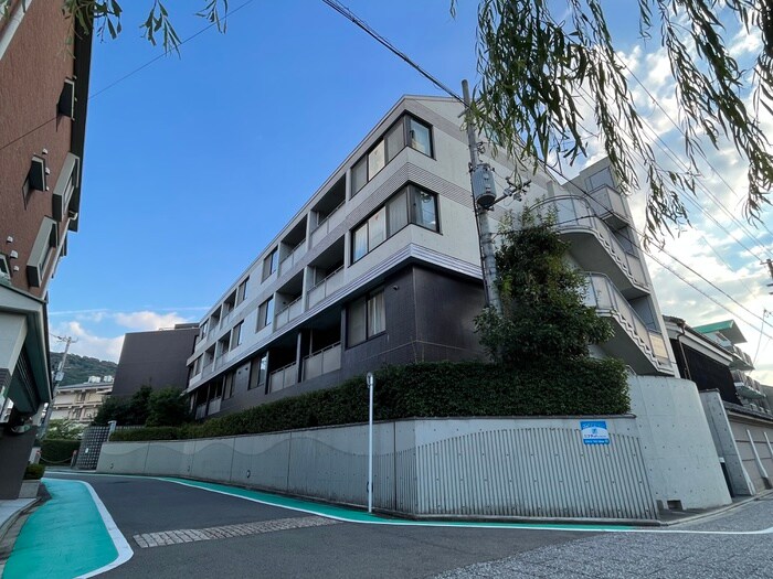 パークハウスの物件外観写真