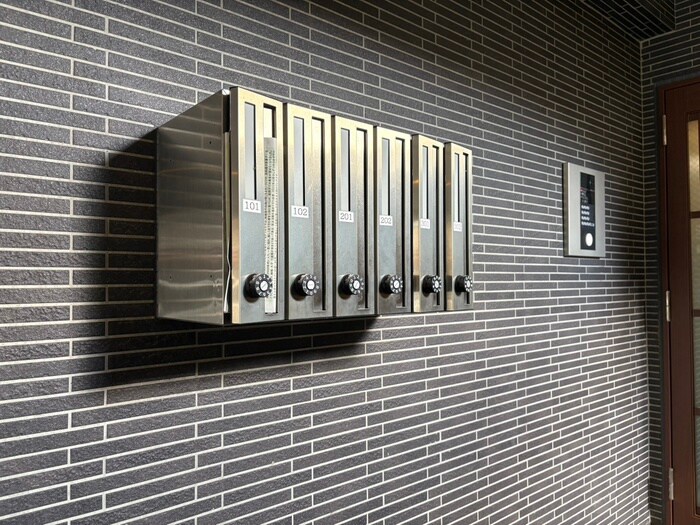 フルール川端の物件外観写真