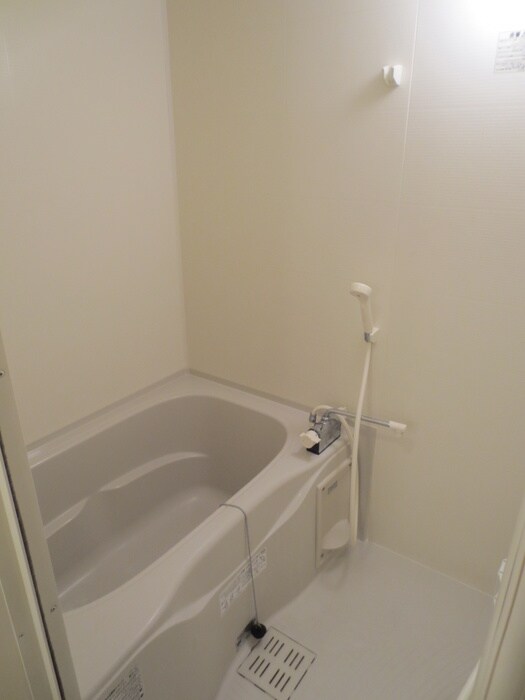 ヴィラ・エタ－ナルの物件内観写真