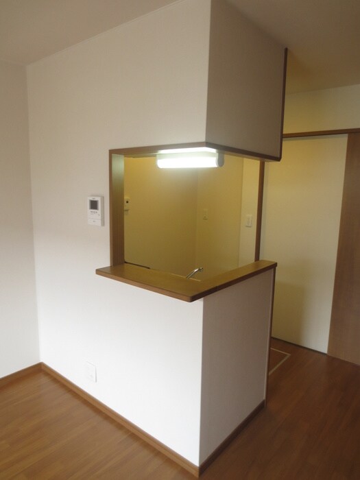 ヴィラ・エタ－ナルの物件内観写真