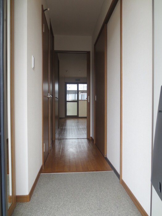 ヴィラ・エタ－ナルの物件内観写真