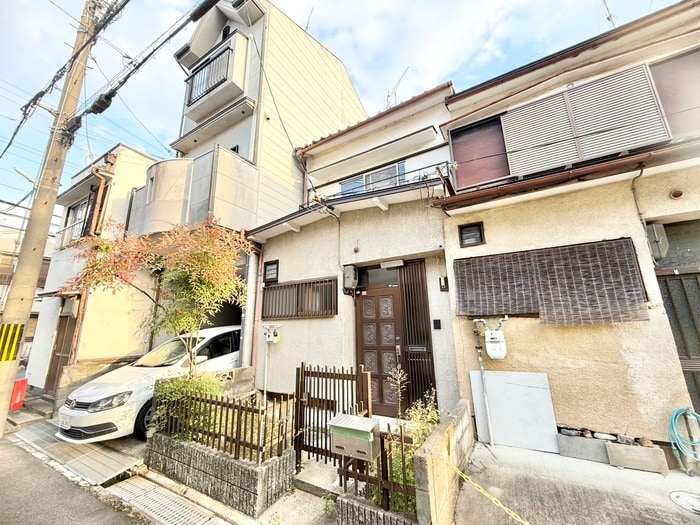 小倉町南堀池67-33テラスハウスの物件外観写真