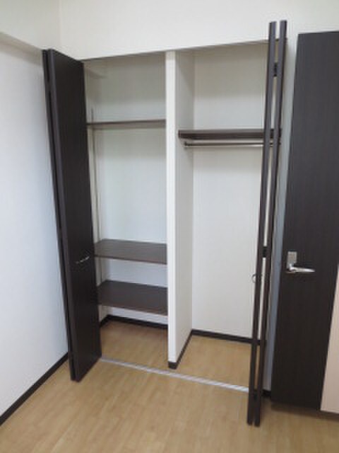 プレジオ江坂の物件内観写真