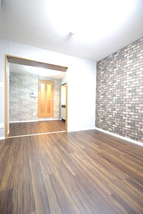 HUｇE1の物件内観写真