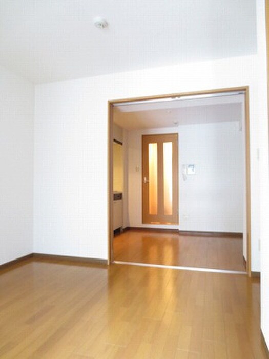 HUｇE1の物件内観写真