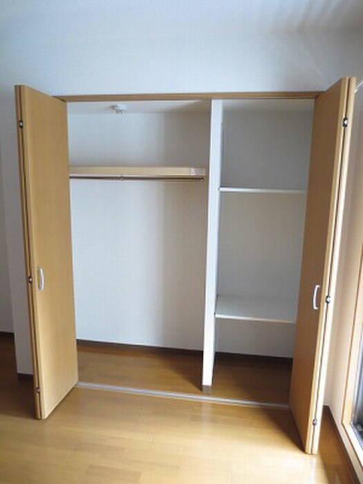 HUｇE1の物件内観写真