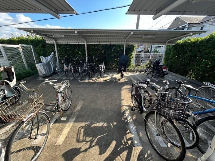 セレ－ノ花屋敷の物件外観写真