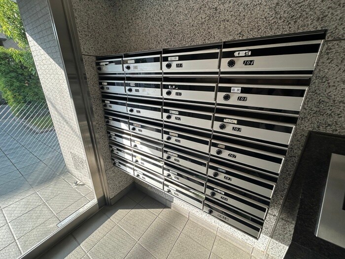 セレ－ノ花屋敷の物件外観写真