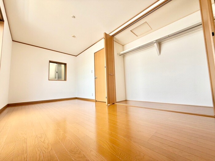 田井町貸家の物件内観写真