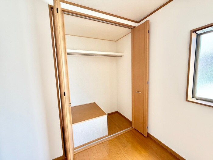 田井町貸家の物件内観写真