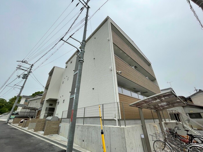 クリエオーレ藤阪元町の物件外観写真