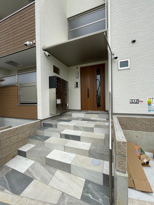 クリエオーレ藤阪元町の物件外観写真