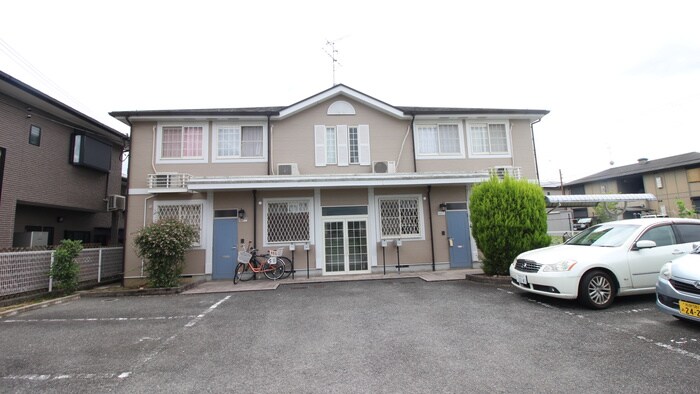 プリマベ－ラの物件外観写真