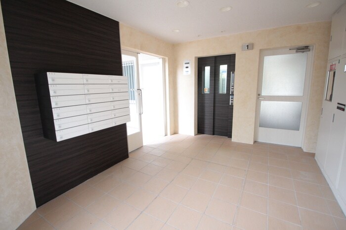 ヴィラ・プラスワンの物件外観写真