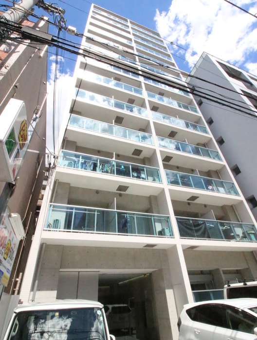 Primavera Nishi Shinsaibashiの物件外観写真