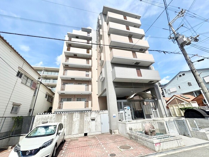 エステート小松の物件外観写真