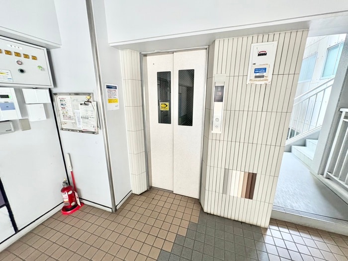 エステート小松の物件外観写真