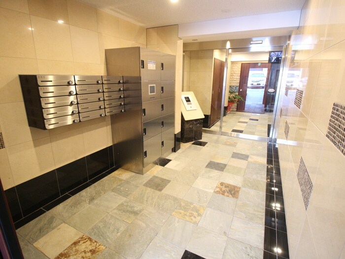 ARTISTA御所西ドゥーエの物件外観写真