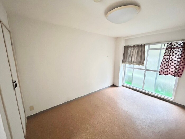 ローズガーデンの物件内観写真