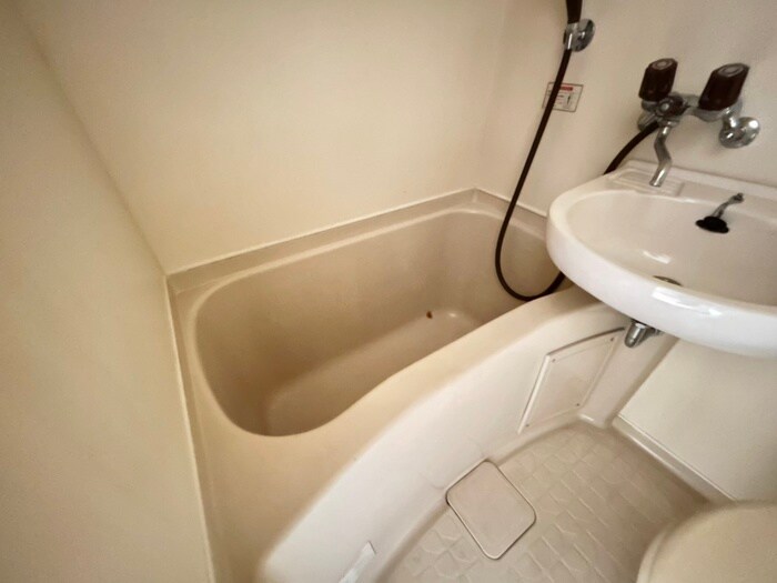 ローズガーデンの物件内観写真