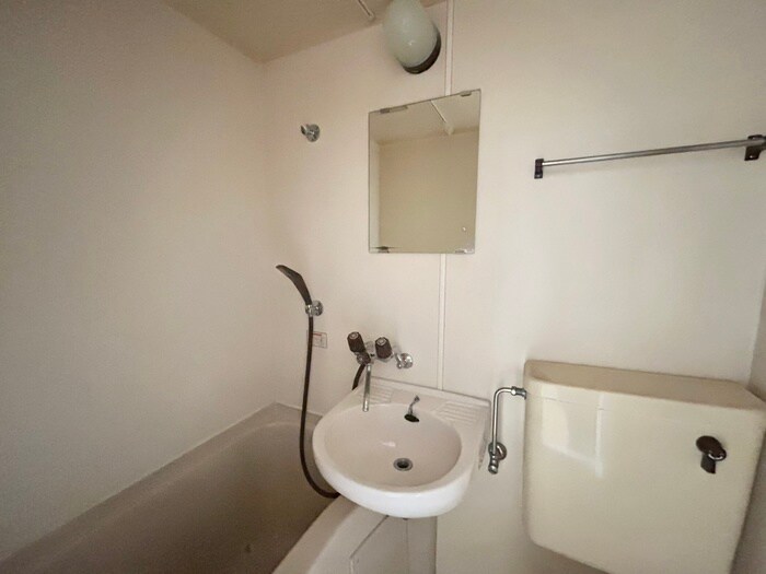 ローズガーデンの物件内観写真